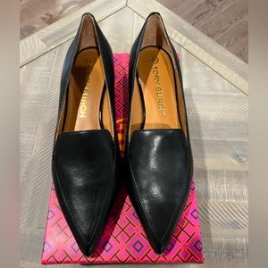NWT Tory Burch Lila Loafer Size 9